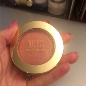Milani Luminoso baked blush